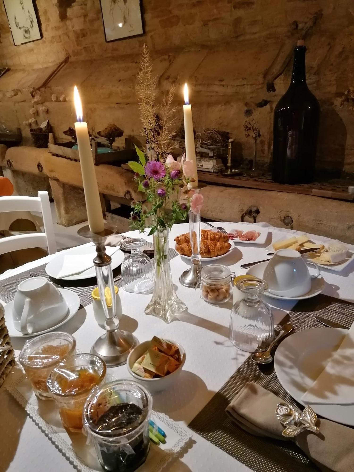 La Malposte Bed and Breakfast Reviers Εξωτερικό φωτογραφία